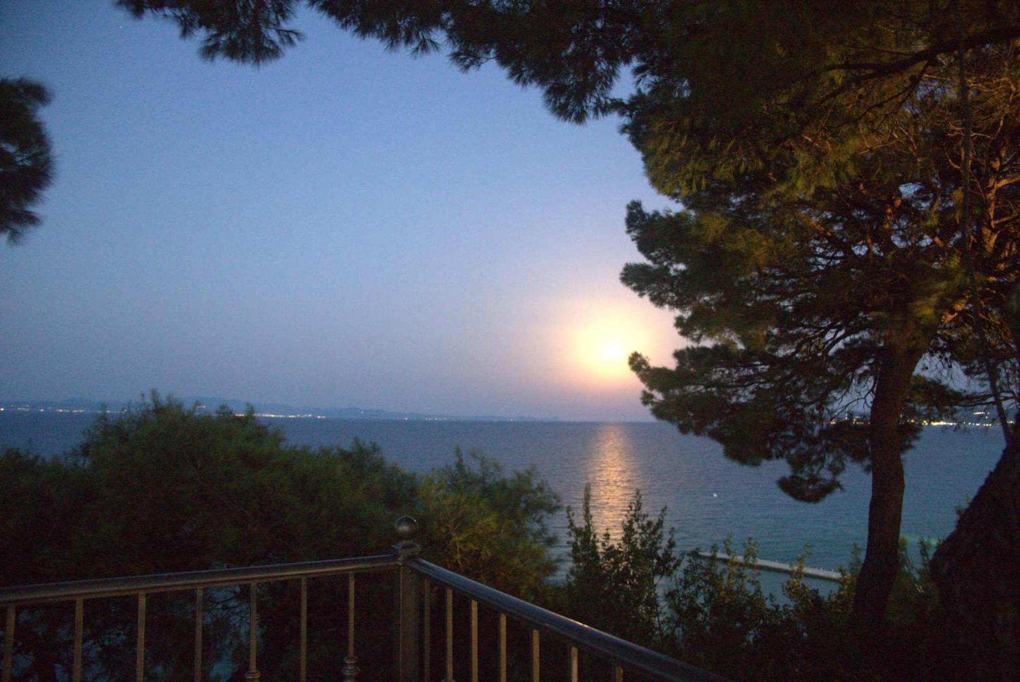 Evripidis Hotel Afytos Bagian luar foto